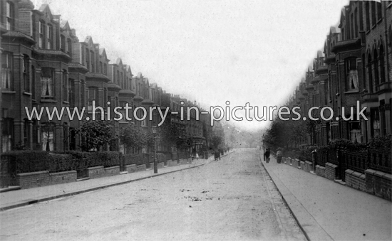 Hampden Road, Crouch End, London. c.1908.